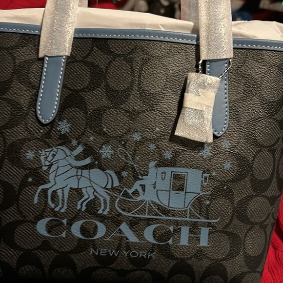 Coach Bag - Picture 7 of 10
